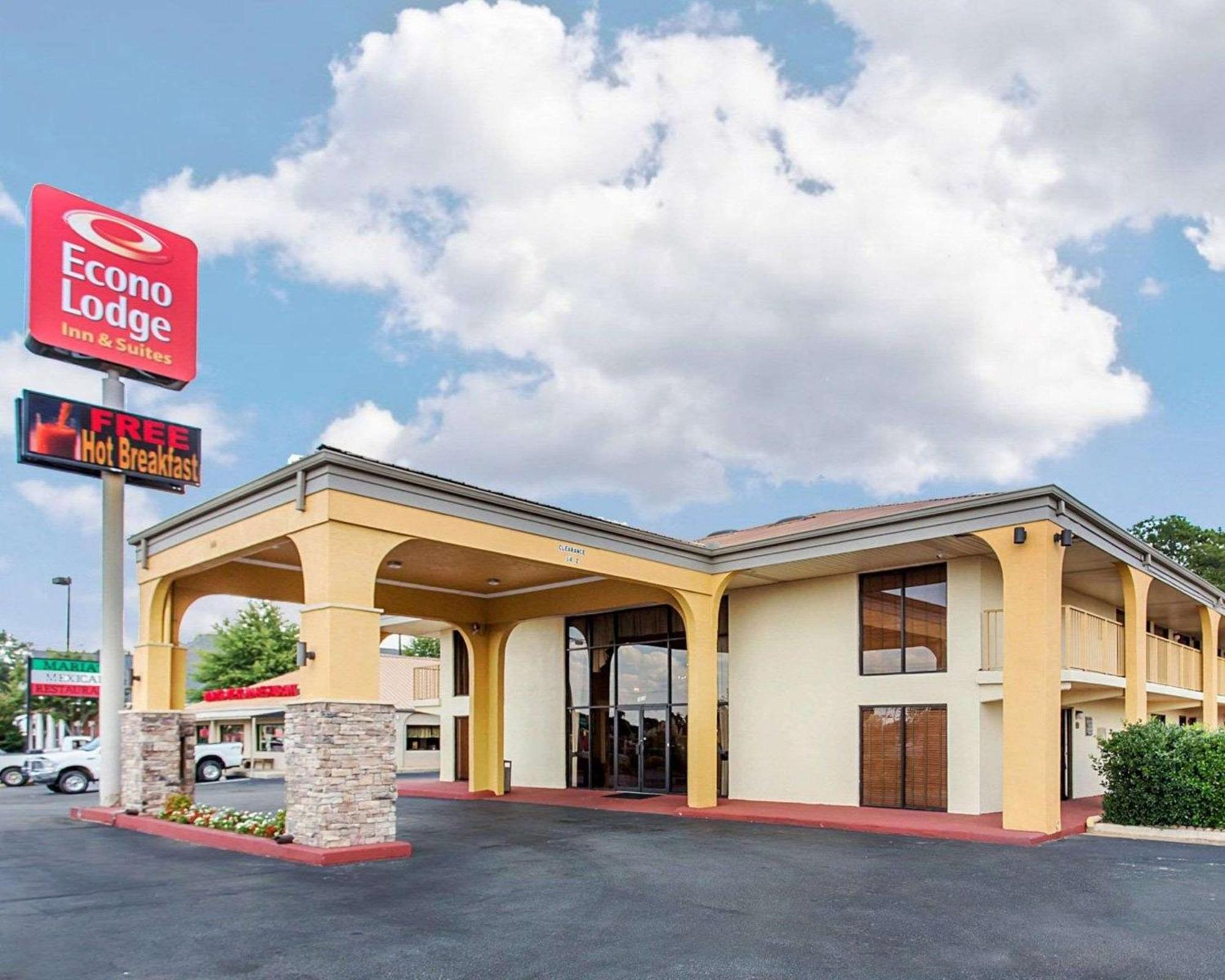 Econo Lodge Inn & Suites Griffin Buitenkant foto